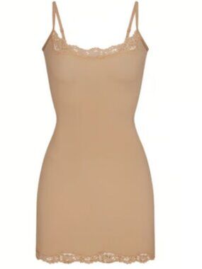 SKIMS Elegant Lace Trim Slip Dress - sand M